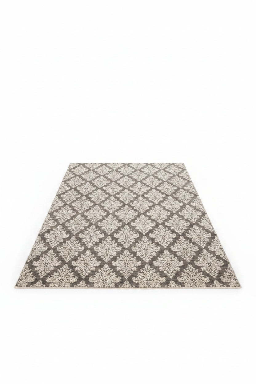 Pdore684
Sixhade Fendi me dendesi fijesh 800mije/m2
Permasa:196x303
Materiali:Lesh,mendafsh,bamboo
