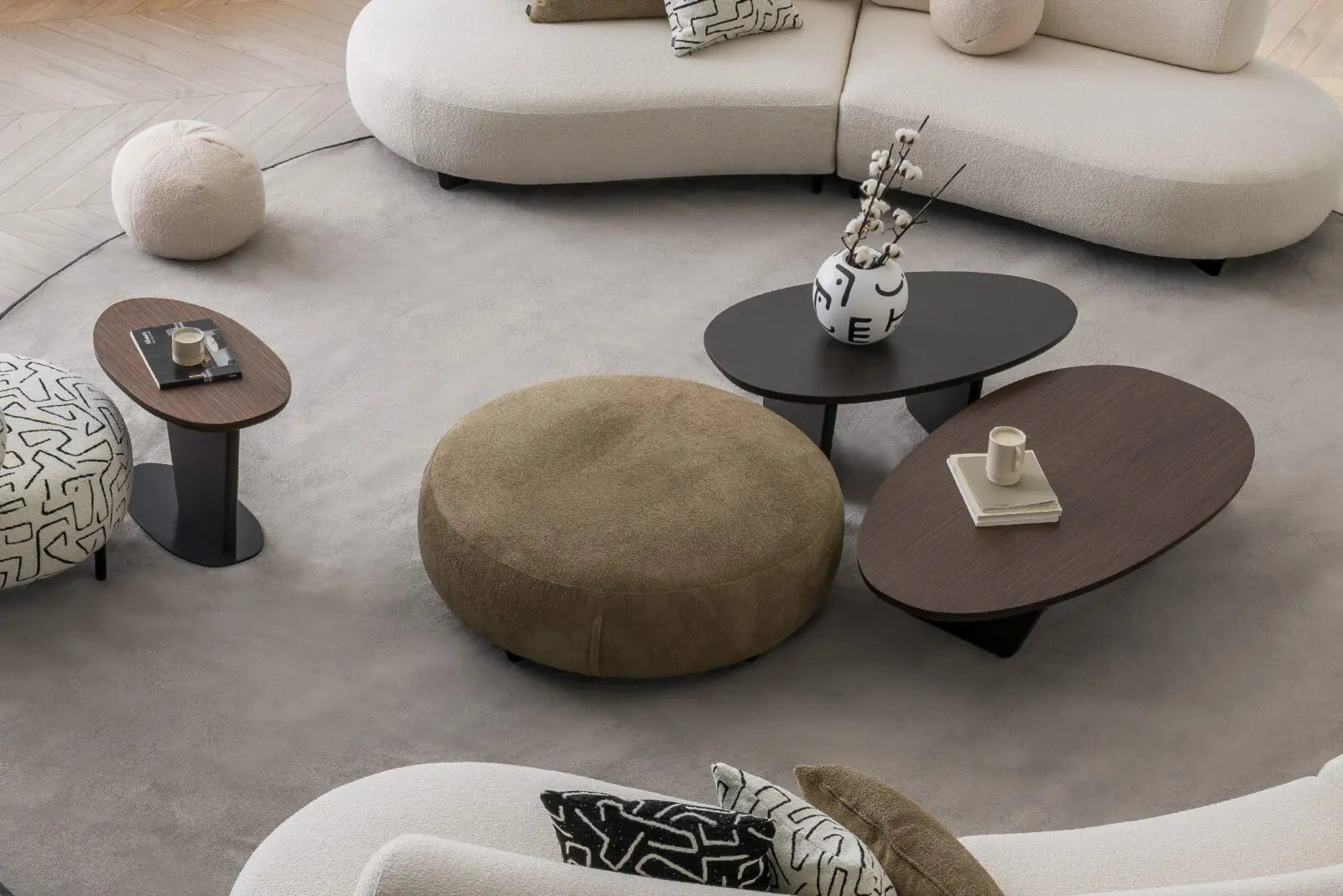 Tavolinë Mesi / Barcelona Middle Coffee Table Big Walnut