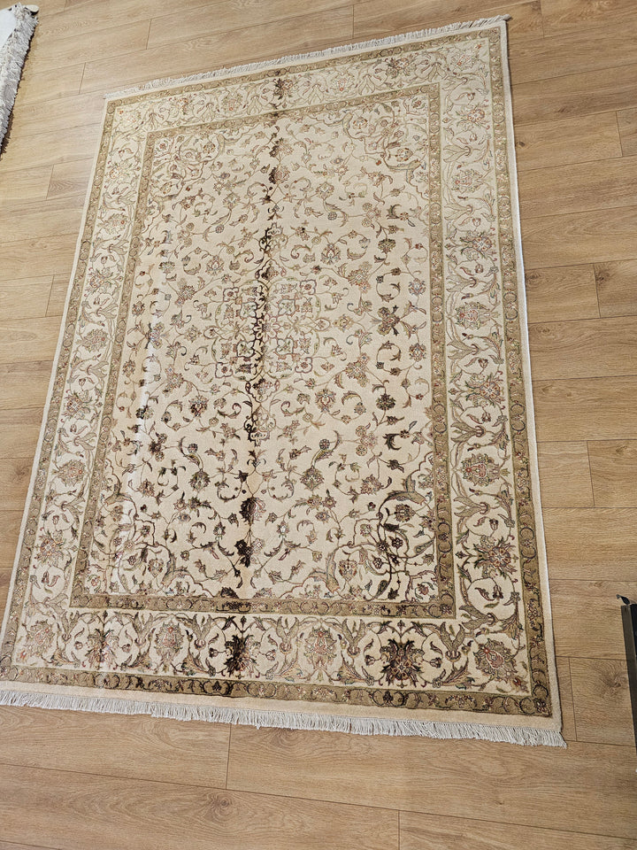 SIXHADE IRAN SERAF